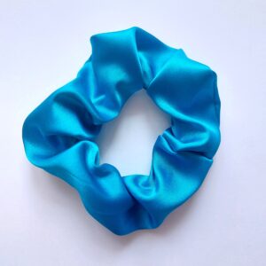 saténová gumička, scrunchie, gumička do vlasov, maxi gumička, handamade, slovenský výrobok, módny doplnok, modnenakupy.sk, ručne šité